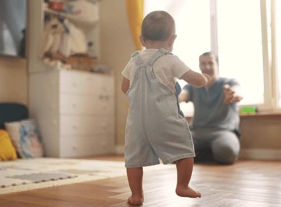 ارزیابی رشد حرکتی کودک در کرج