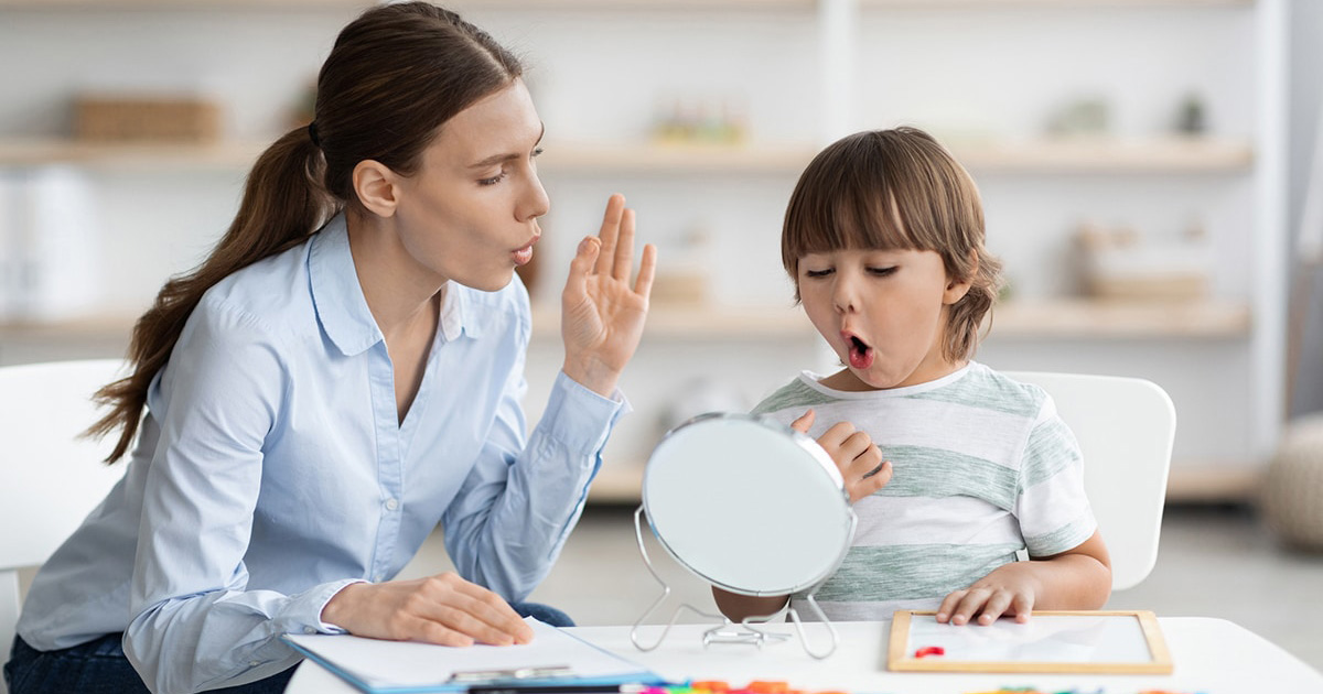 آیا کودکم نیاز به گفتاردرمانی دارد؟